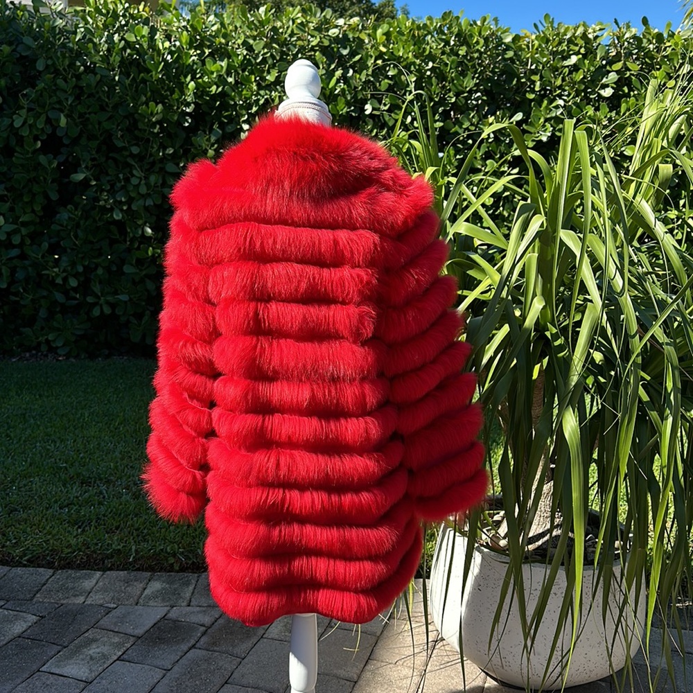 LINDA RICHARDS LUXURY RED SILK AND DYED FOX REVERSIBLE LIGHTWEIGHT COAT … - Picture 3 of 16